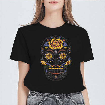 Skull T-Shirt with Small Daisies and Greenery Pattern Women Round Neck Short Sleeve Top