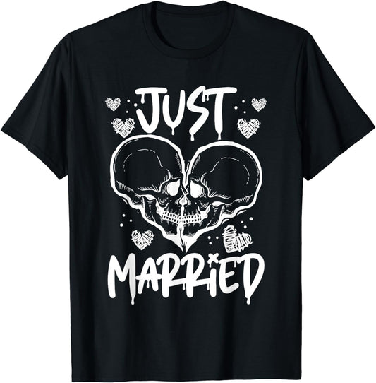 Just Married Halloween Skeleton Bride And Groom Wedding T-Shirt