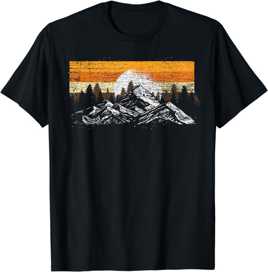 Full Moon Outdoor Nature Wildlife Mountains Retro Forest T-Shirt